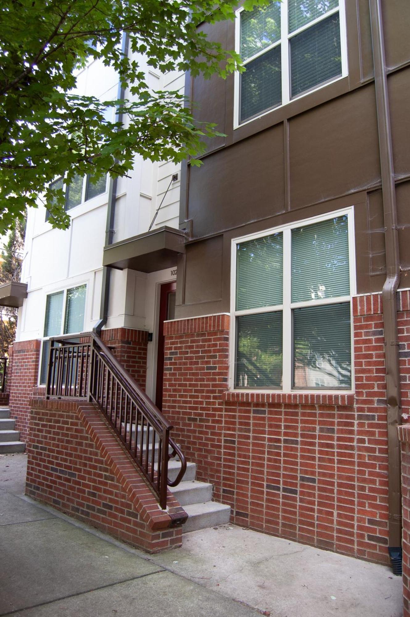 Modern Townhouse - 1 Min To Uptown Clt - Walk To Restaurants Villa Charlotte Esterno foto